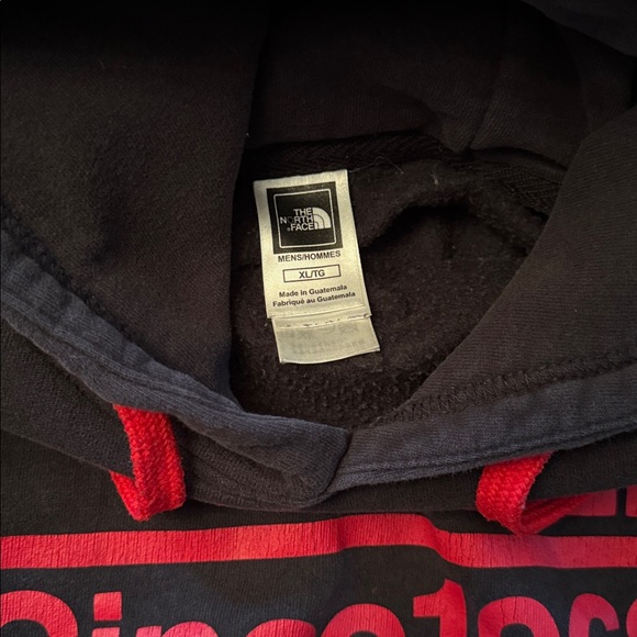 Y2K The North Face Vintage Premium Hoodie - Picture 3 of 11